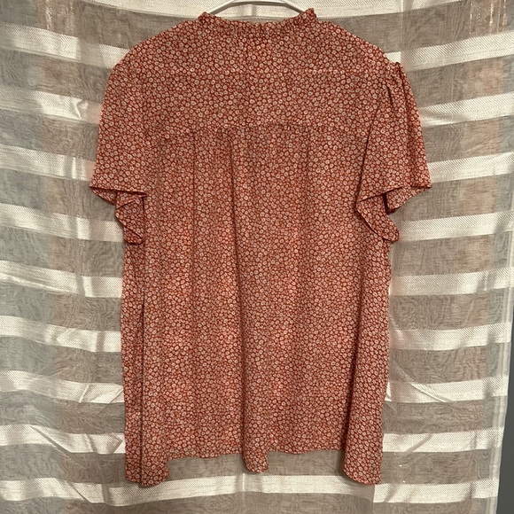 Everleigh Blouse - Picture 4 of 4